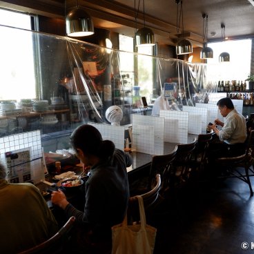 Ginrin (Shima), Seats at the restaurant's counter 2