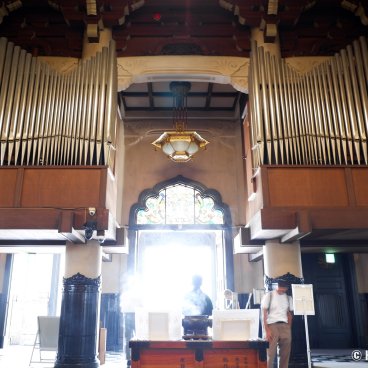 Tsukiji Hongan-ji (Tokyo), Pipe organ in the main pavilion