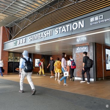 Yurakucho (Tokyo), Shimbashi JR station