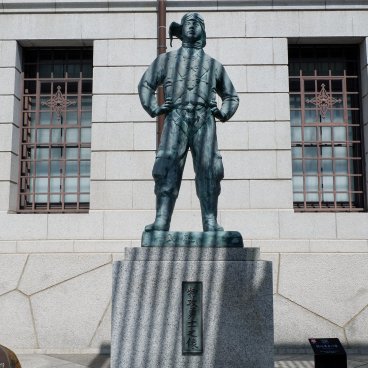 Yasukuni-jinja (Tokyo), Statue in memory of soldiers of the Japanese special attack units