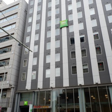 ibis Styles Kyoto Shijo, View of the building from Shijo-dori street