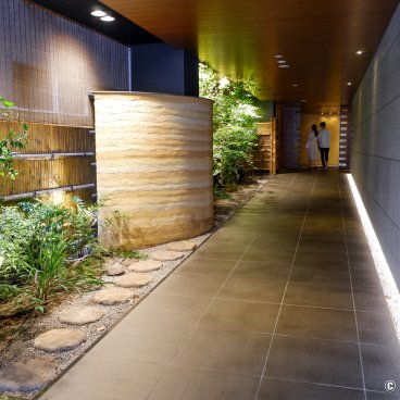 ibis Styles Kyoto Shijo, Entrance pathway from Shijo-dori street