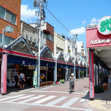 Tsukishima Monja Street (Tokyo), View on the street's arcades