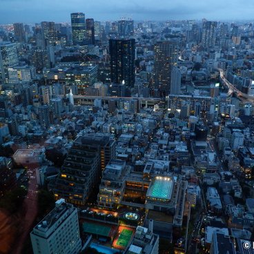 Azabudai Hills (Tokyo), Panoramic view on the city from the 34F floor of the Mori JP Tower