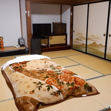 Kakurinbo (Minobu, Mount Fuji), Traditional room at the Buddhist inn 2