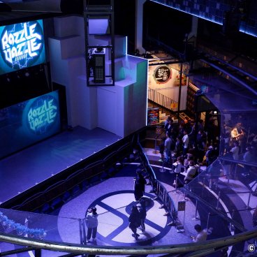 Tokyo Joypolis (Odaiba), Central stage for digital shows