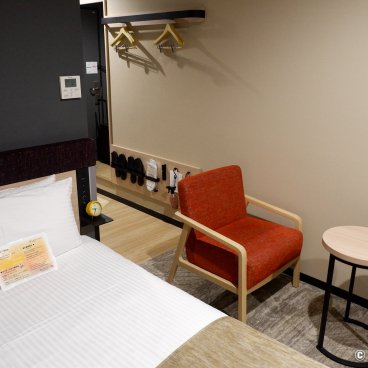 Almont Hotel Nippori (Tokyo), Lounge area in the Moderate Semi Double room