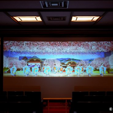 Gion Kagai Art Museum (Kyoto), Miyako Odori movie aired at Gion Kobu Kaburenjo theater