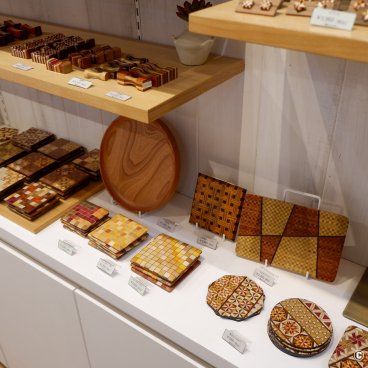 Hakone Crafthouse, Hakone wood marquetry items