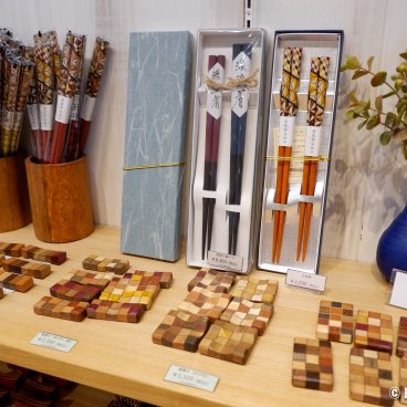 Hakone Crafthouse, Hakone wood marquetry items 2