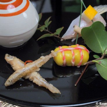 Shinon Washoku Senryu (Osaka), Small fish cooked in tempura fritters