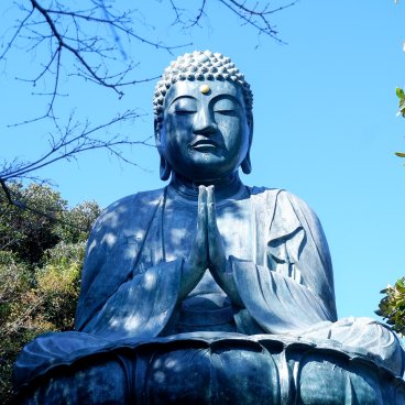 Yanaka Cemetery (Tokyo), Bronze Buddha at Tenno-ji temple 2