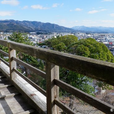 Maruoka Castle (Fukui), View on the city from the keep 2