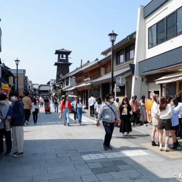 Starbucks Kawagoe Kanetsuki-dori, Street outside the cafe and Toki no Kane tower