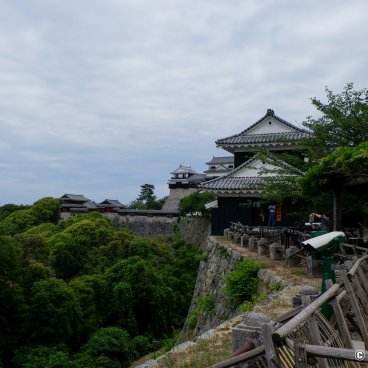Matsuyama Castle (Shikoku), View on the fortress and the Seto Inland Sea