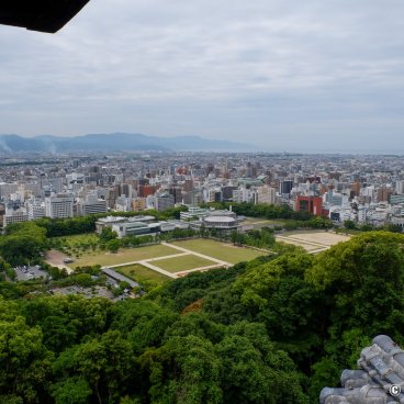 Matsuyama Castle (Shikoku), View on Horinouchi Park from the keep
