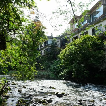 Kakusenkei Gorge (Yamanaka Onsen), Walking path along the Daishoji River