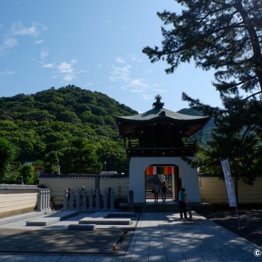 Zentsu-ji (Shikoku), View of Mount Koshiki-zan from Sai-in Tanjo-in enclosure