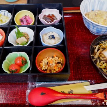 Shokudo Inaho (Kakunodate), Gakko Kaiseki Teishoku set menu
