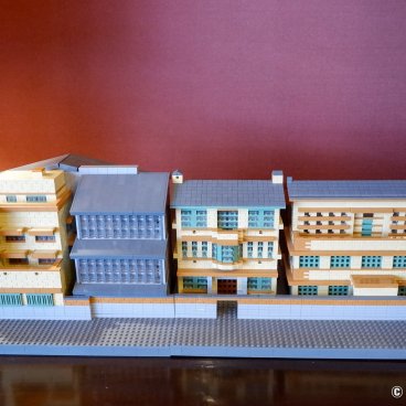 Marufukuro Hotel (Kyoto), LEGO model scale of the hotel after renovation
