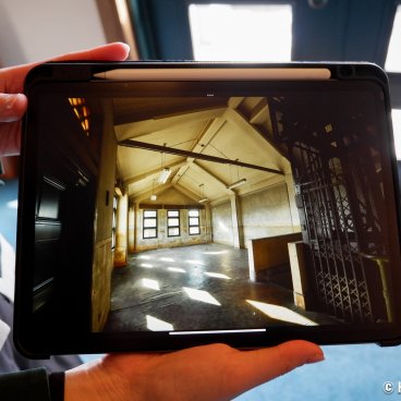 Marufukuro Hotel (Kyoto), Picture of the warehouse before renovation during the hotel's guided tour