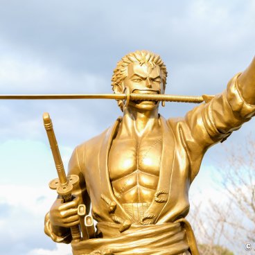 One Piece Kumamoto Revival Project (Kyushu), Statue of Zoro in Ozu 2