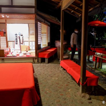 Autumn Illuminations in Rikugi-en (Tokyo), Night view on Fukiage-chaya teahouse