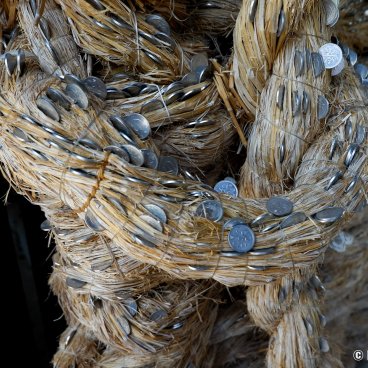 Ishite-ji (Matsuyama, Shikoku), 1yen coins stitched to a giant straw sandal