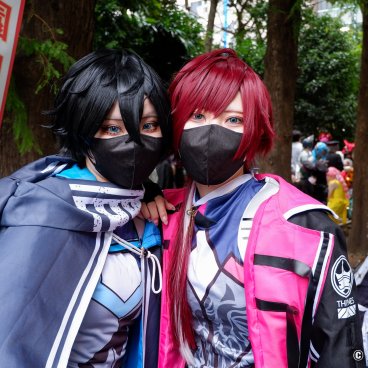 Ikebukuro Halloween Cosplay Festival, Cosplayers posing at East Ikebukuro Central Park