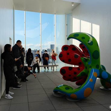 Yayoi Kusama Museum (Tokyo), Back view of an artwork from the Flowers That Bloom at Midnight series