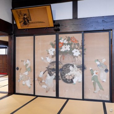 Aoyagi Samurai Manor Museum (Kakunodate), Decorated fusuma sliding doors