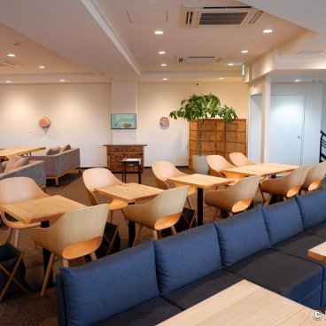 Hanbey-Fu Honten (Kyoto), Inside view of the café FuFuFu and...