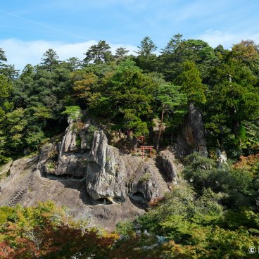 Nata-dera (Ishikawa), View on Kigan Yusenkyo and the torii gates of Inari shrine