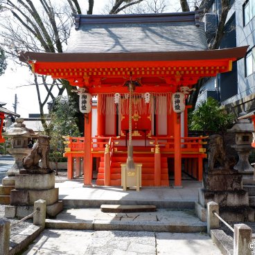 Yasui Konpiragu (Kyoto), Prayer pavilion in the shrine's grounds