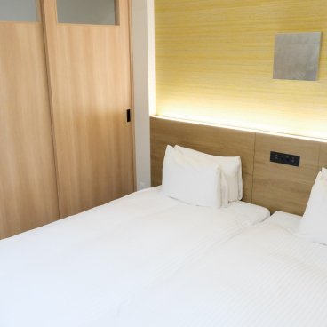 MIMARU Osaka Shinsaibashi North, Family apartment-hotel with 1 bedroom and 2 single beds 3