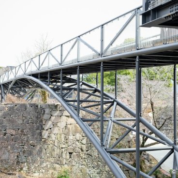 Kumamoto Castle, View on the structure of the new elevated walkway