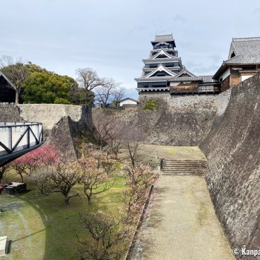 Kumamoto Castle, View from the new elevated walkway