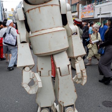 Nipponbashi Street Festa (Osaka), Cosplay of a robot