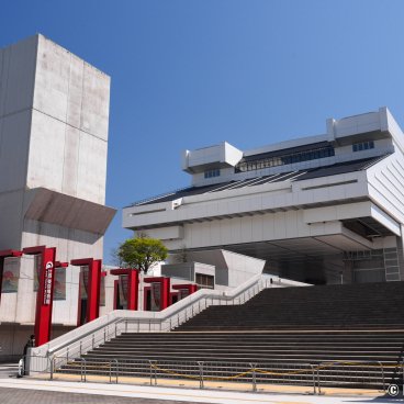 Edo-Tokyo Museum, The museum's entrance and building overview