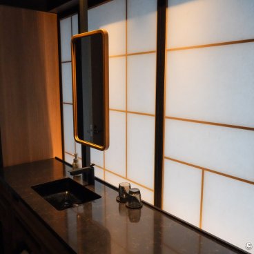 The Royal Park Hotel Iconic Nagoya, Sink in the Premium Twin room