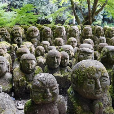 Arashiyama (Kyoto), Rakan statues at Otagi Nenbutsu-ji temple 2