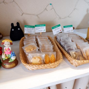 Shirohige’s Cream Puff Factory Kichijoji (Tokyo), Totoro biscuits and cookies for sale 2