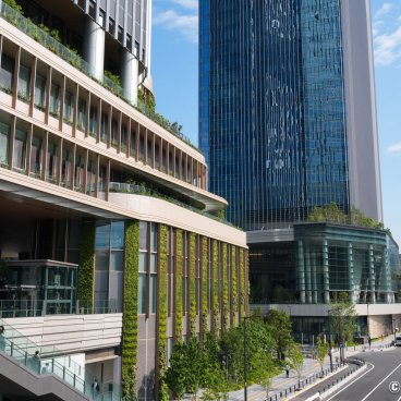Takanawa Gateway City (Tokyo), View on the base levels of the Linkpillar 1 twin tower