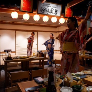 Tokyo Festival Restaurant - Bon Dance Izakaya (Kabukicho), Bon Odori dance experience 2