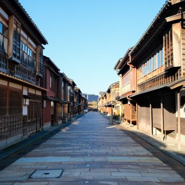 Kanazawa, Traditional streetscape Higashi Chaya