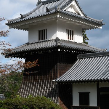 Kiso Valley (Japanese Alps), Reconstitution of Iwamura Castle's keep (Ena City, Gifu prefecture)