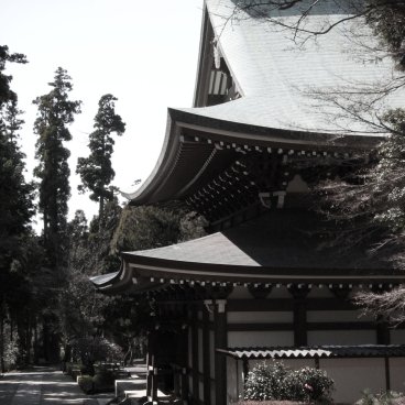 Kamakura, Pavilion at Engaku-ji temple