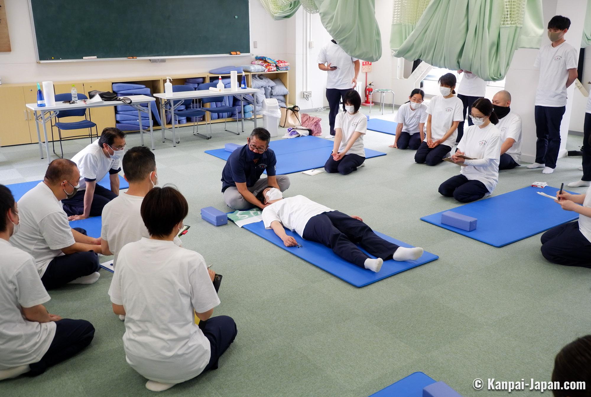 Shiatsu The Massage Therapy From Japan