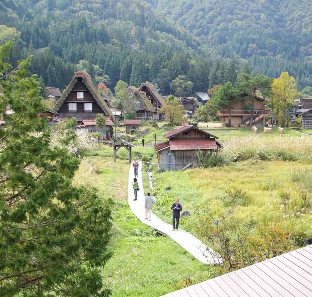 Shirakawa-go, Overview of the village