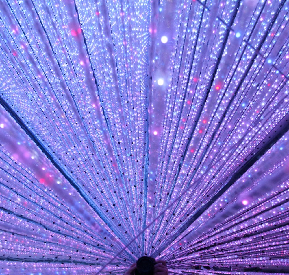 teamLab Planets (Tokyo), The Infinite Crystal Universe